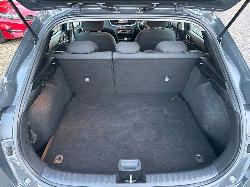 Used Kia XCeed 2023 for sale - 76981157: Photo 31