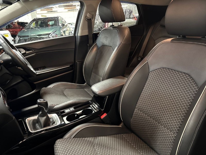 Used Kia XCeed 2022 for sale - 76982292: Photo 30