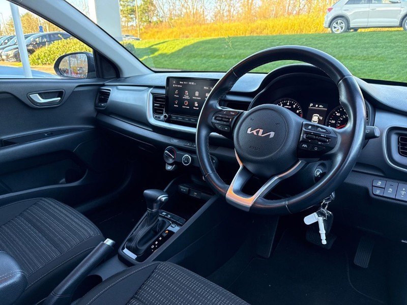 Used Kia Stonic 2023 for sale - 76981160: Photo 10