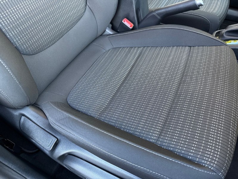 Used Kia Stonic 2023 for sale - 76981160: Photo 15