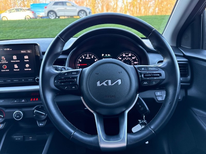 Used Kia Stonic 2023 for sale - 76981160: Photo 17