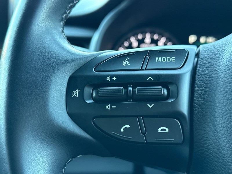 Used Kia Stonic 2023 for sale - 76981160: Photo 18