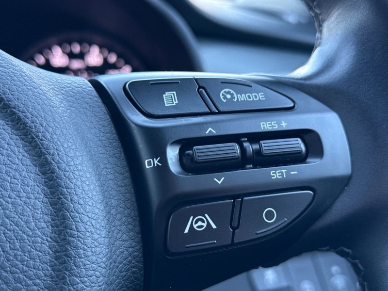 Used Kia Stonic 2023 for sale - 76981160: Photo 19