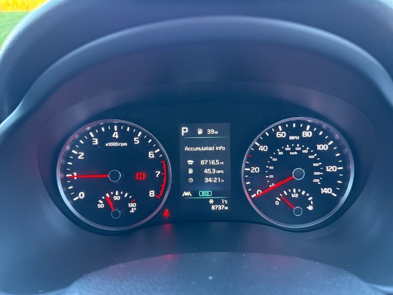 Used Kia Stonic 2023 for sale - 76981160: Photo 20