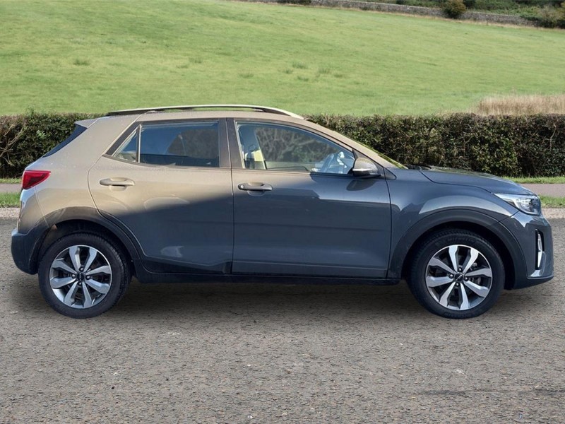 Used Kia Stonic 2023 for sale - 76981160: Photo 5