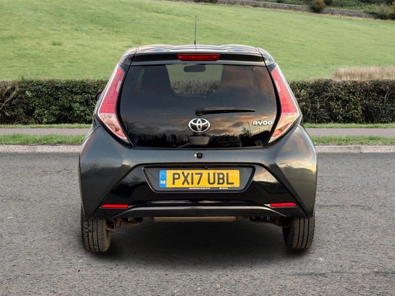 Used Toyota AYGO 2017 for sale - 76981628: Photo 6