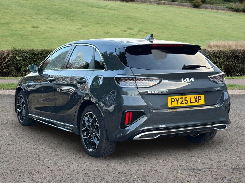 Used Kia Ceed 2025 for sale - 77036192: Photo 2