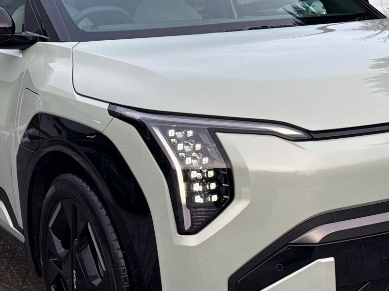 Used Kia EV3 2025 for sale - 77116222: Photo 37