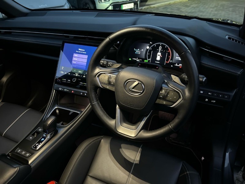 Used Lexus LBX 2024 for sale - 76980879: Photo 10