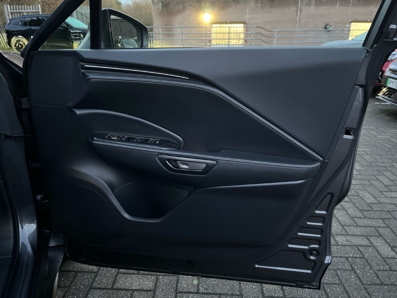 Used Lexus LBX 2024 for sale - 76980879: Photo 11