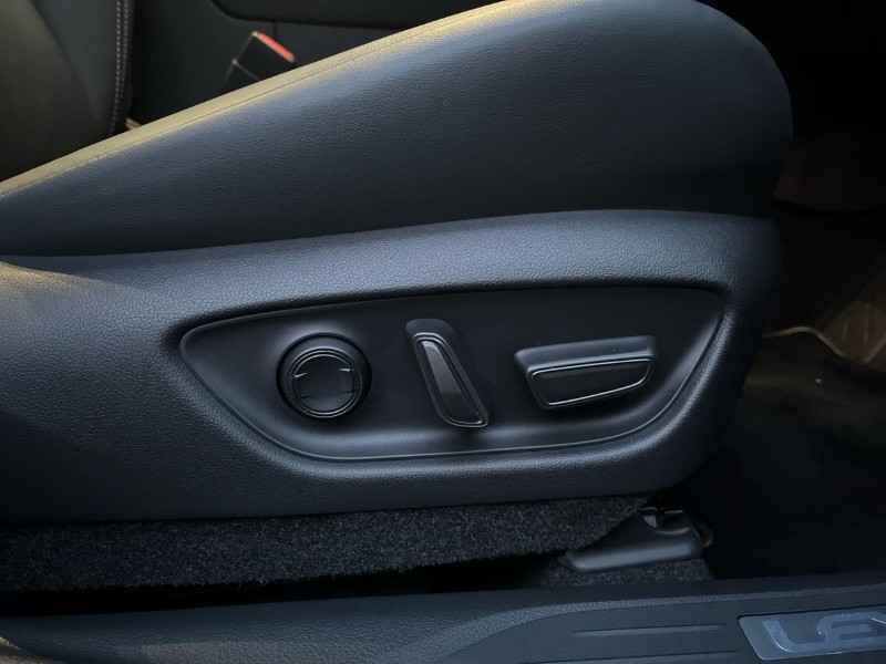 Used Lexus LBX 2024 for sale - 76980879: Photo 14