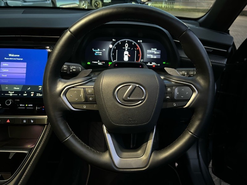 Used Lexus LBX 2024 for sale - 76980879: Photo 17