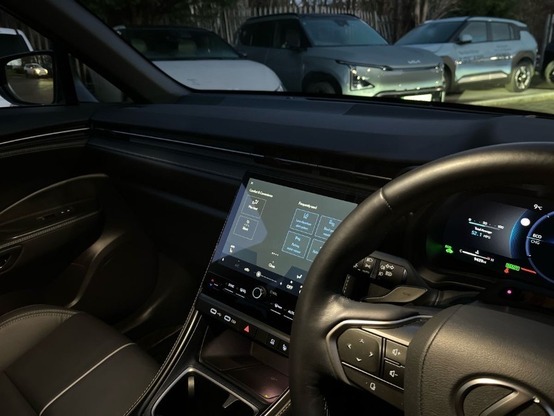 Used Lexus LBX 2024 for sale - 76980879: Photo 28