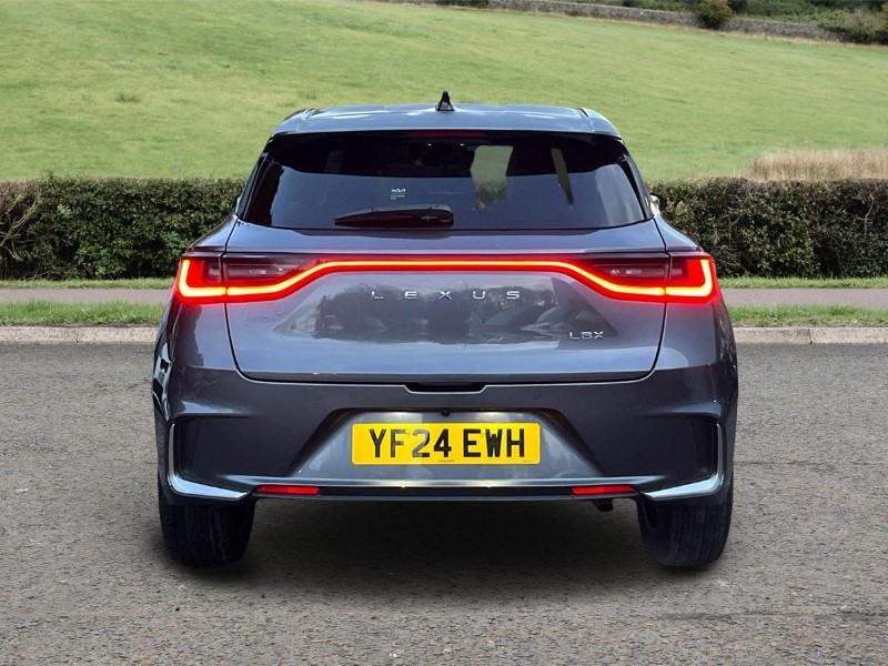 Used Lexus LBX 2024 for sale - 76980879: Photo 6