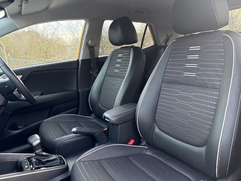 Used Kia Stonic 2023 for sale - 77420537: Photo 30