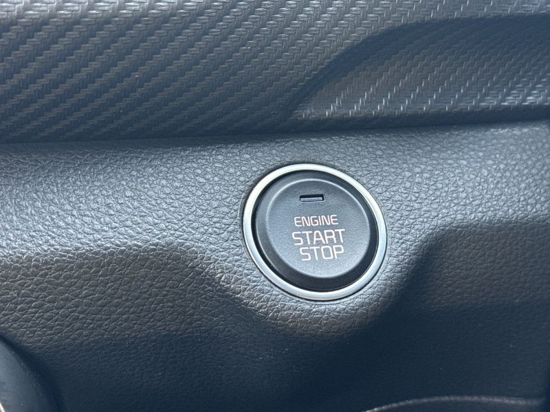 Used Kia Stonic 2023 for sale - 77420537: Photo 40