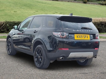 Used Land Rover Discovery Sport 2019 for sale - 79344102: Photo