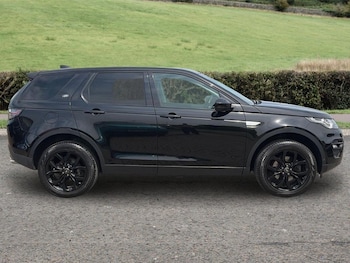 Used Land Rover Discovery Sport 2019 for sale - 79344102: Photo