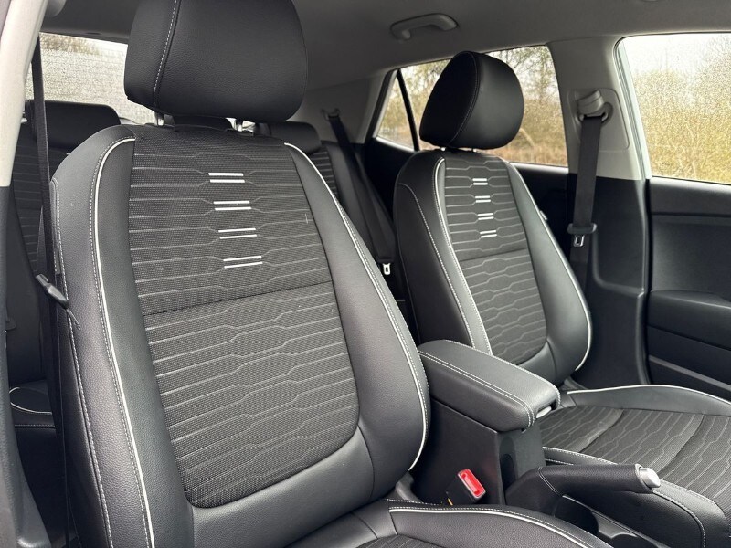 Used Kia Stonic 2025 for sale - 78081265: Photo 17