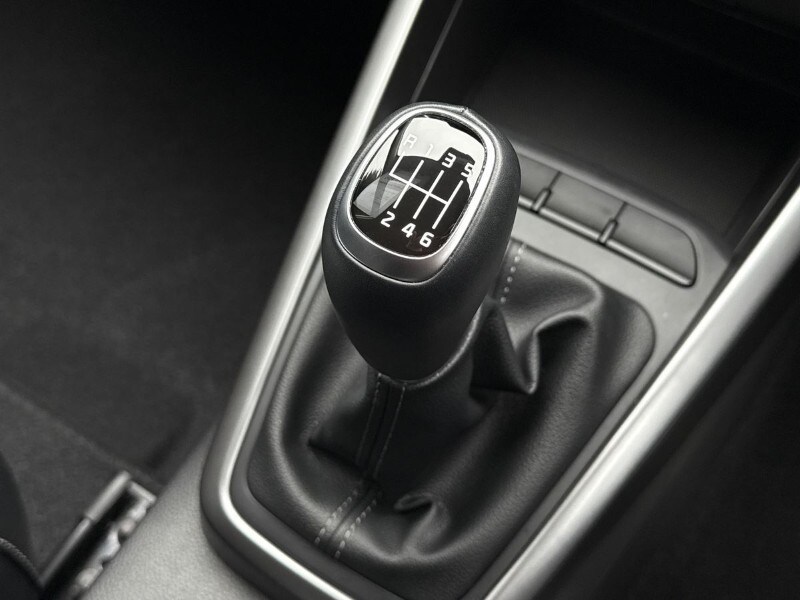 Used Kia Stonic 2025 for sale - 78081265: Photo 29