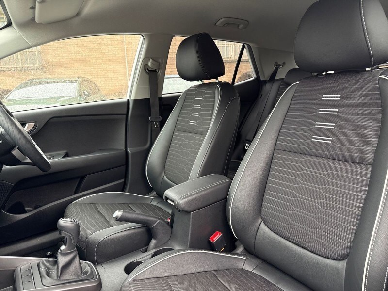 Used Kia Stonic 2025 for sale - 78081265: Photo 31