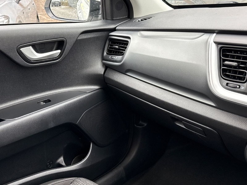 Used Kia Stonic 2020 for sale - 77435259: Photo 24