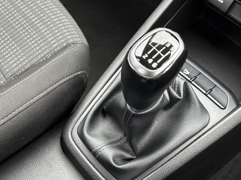 Used Kia Stonic 2020 for sale - 77435259: Photo 25