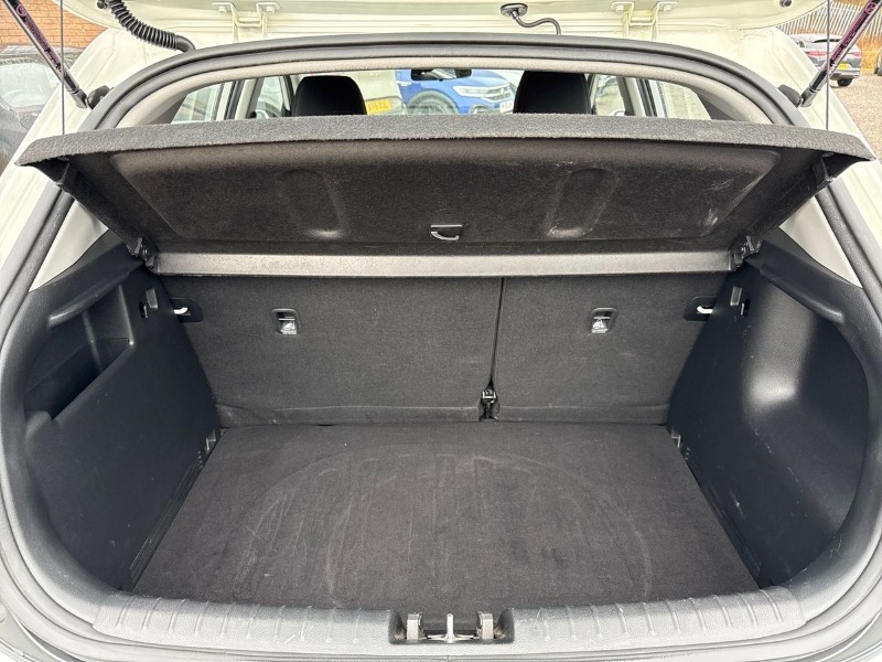 Used Kia Stonic 2020 for sale - 77435259: Photo 29