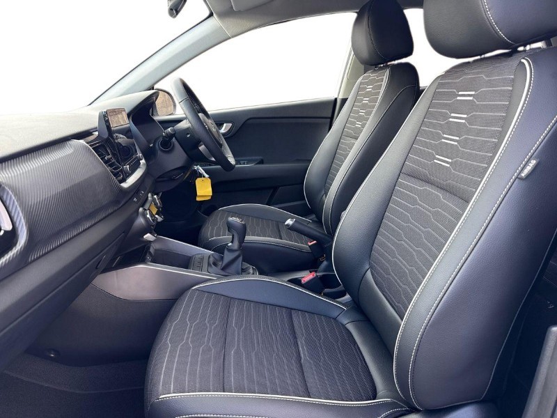 Used Kia Stonic 2025 for sale - 77476618: Photo 3