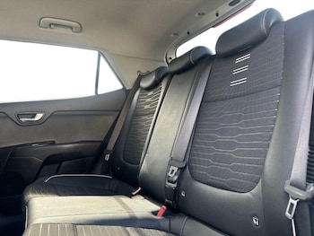 Used Kia Stonic 2023 for sale - 78581626: Photo