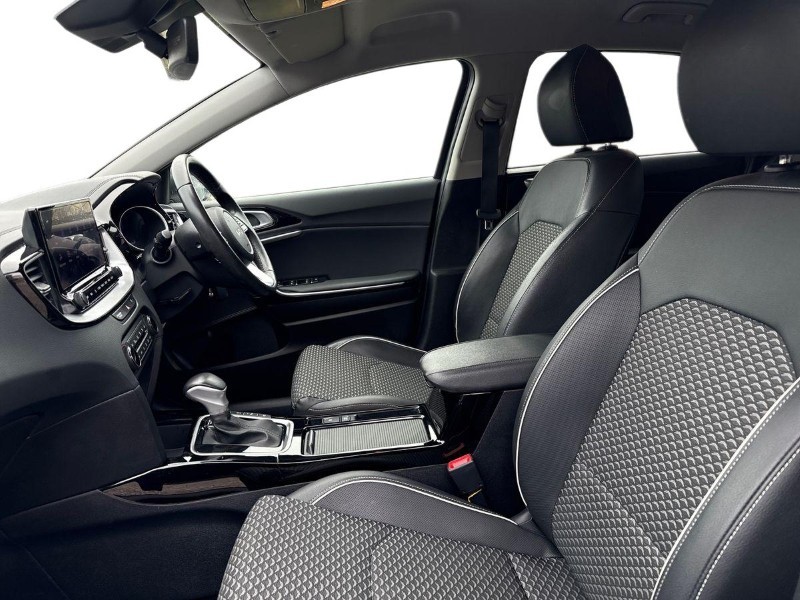 Used Kia Ceed 2023 for sale - 77830041: Photo 3