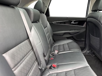 Used Kia Sorento 2019 for sale - 77033010: Photo