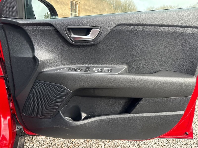 Used Kia Stonic 2022 for sale - 77778642: Photo 11