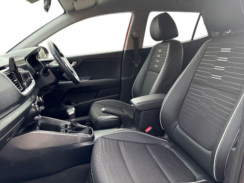 Used Kia Stonic 2022 for sale - 77778642: Photo 3