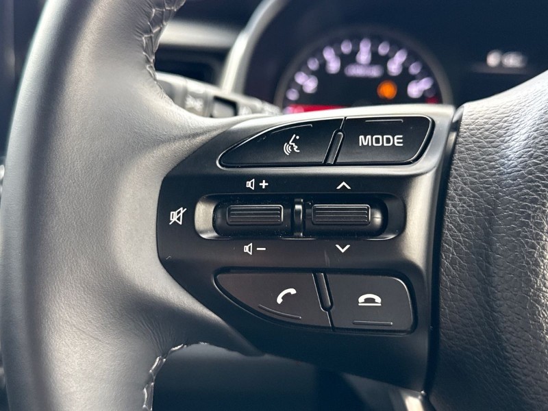 Used Kia Stonic 2022 for sale - 76980895: Photo 18