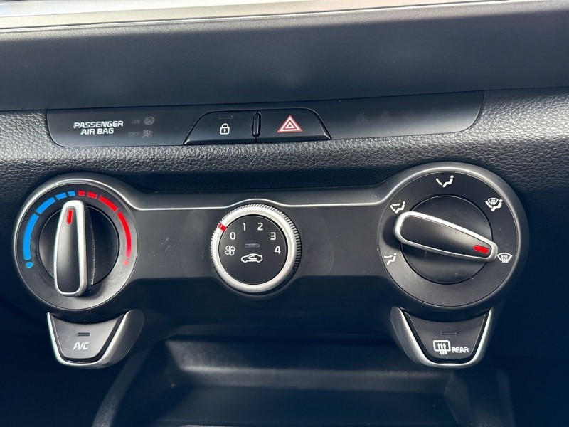 Used Kia Stonic 2022 for sale - 76980895: Photo 24