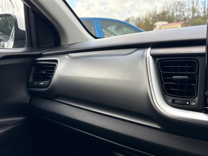 Used Kia Stonic 2022 for sale - 76980895: Photo 25