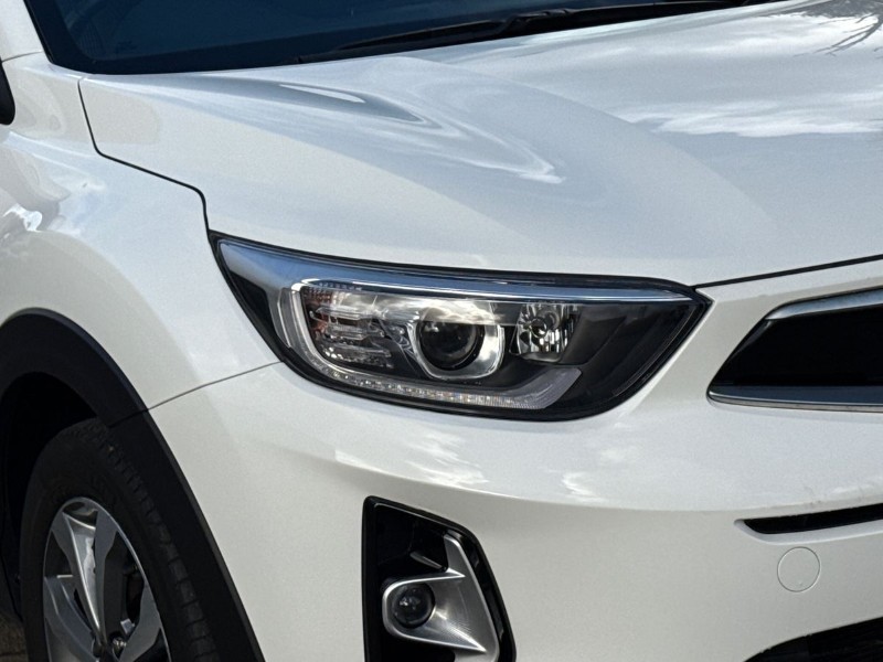 Used Kia Stonic 2022 for sale - 76980895: Photo 32