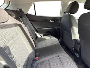 Used Kia Stonic 2022 for sale - 76980895: Photo