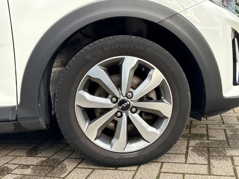 Used Kia Stonic 2022 for sale - 76980895: Photo 8