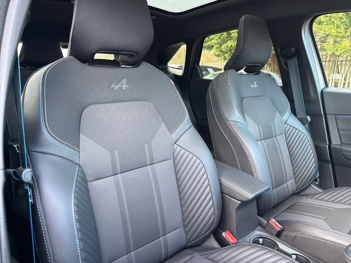 Used Renault Other 2024 for sale - 77888379: Photo 17