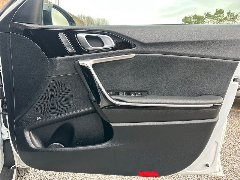 Used Kia XCeed 2023 for sale - 77420514: Photo 12