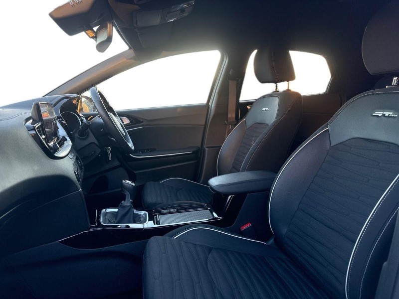 Used Kia XCeed 2025 for sale - 77113035: Photo 3