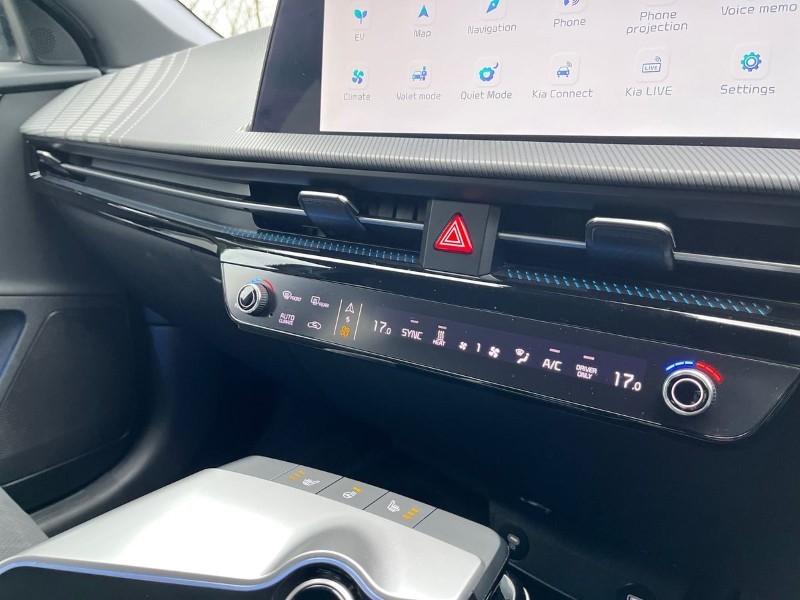 Used Kia EV6 2022 for sale - 77085229: Photo 29