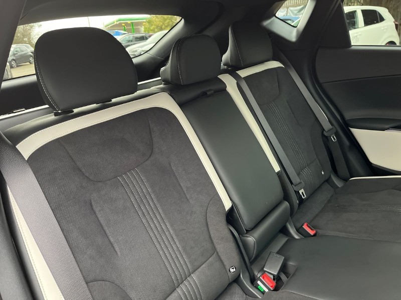 Used Kia EV6 2022 for sale - 77085229: Photo 32