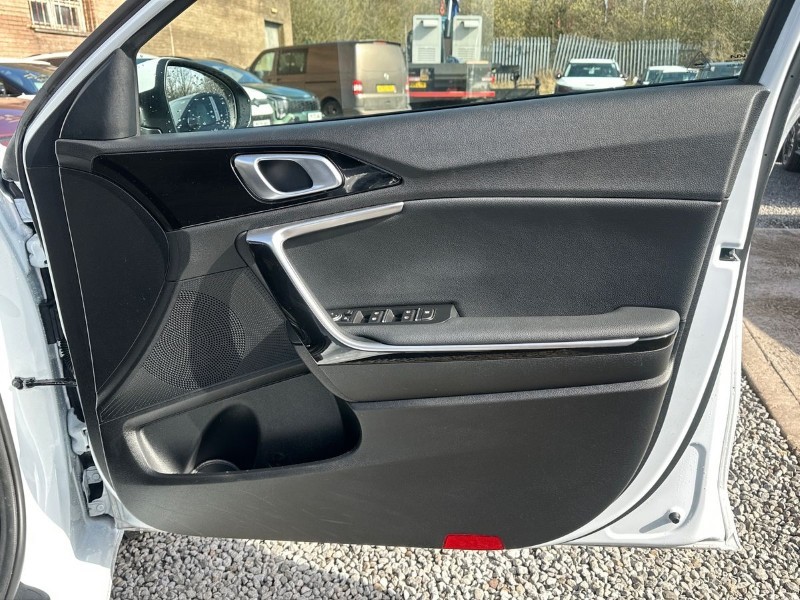 Used Kia Ceed 2023 for sale - 78042294: Photo 11