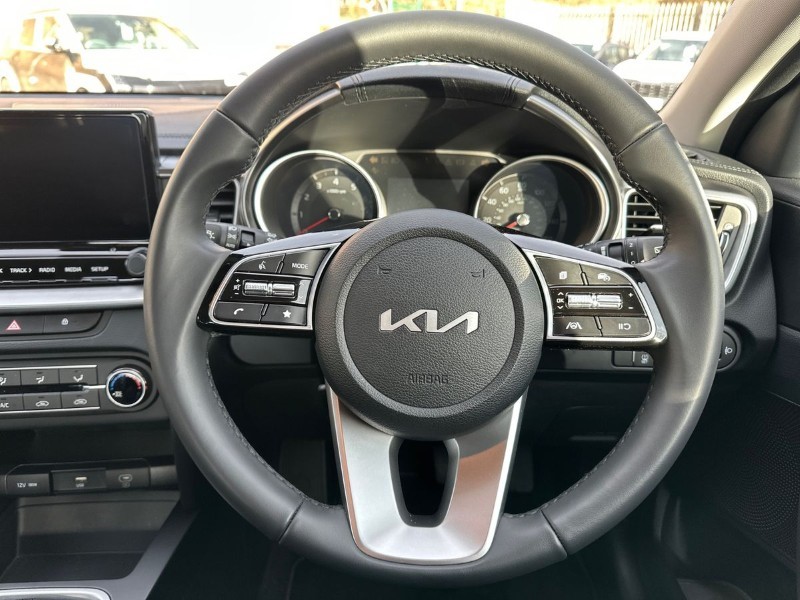 Used Kia XCeed 2025 for sale - 77274369: Photo 17