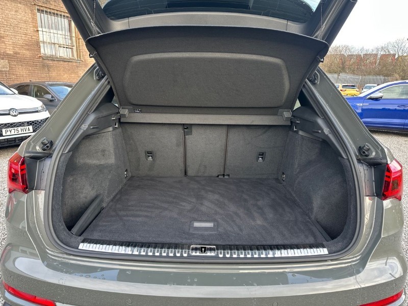 Used Audi Q3 2020 for sale - 77420549: Photo 32