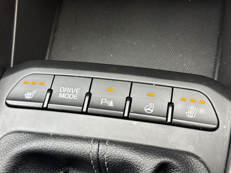 Used Kia Stonic 2024 for sale - 78190439: Photo 29