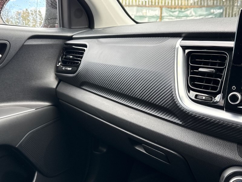 Used Kia Stonic 2024 for sale - 78190439: Photo 30